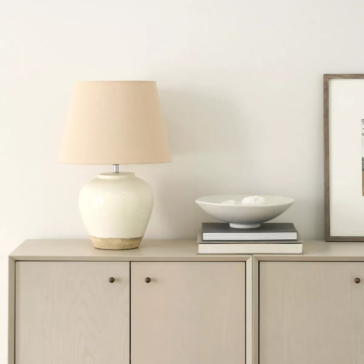 Light Grey Metal Pot Table Lamp for Bedroom, Living Room